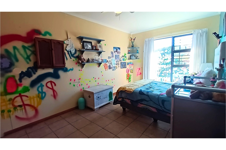 5 Bedroom Property for Sale in Gonubie Eastern Cape